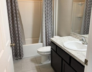 3575 Tabitha Court - Photo Thumbnail 23