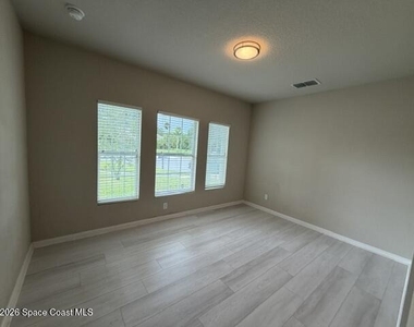 3575 Tabitha Court - Photo Thumbnail 15
