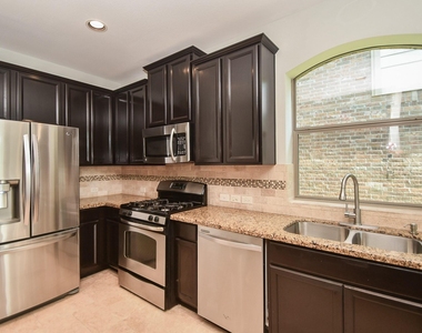 6311 Denison Oaks Drive - Photo Thumbnail 8