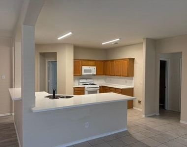 22023 Thorngrove Lane - Photo Thumbnail 3