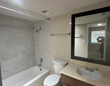 9303 Hammerly Boulevard - Photo Thumbnail 5