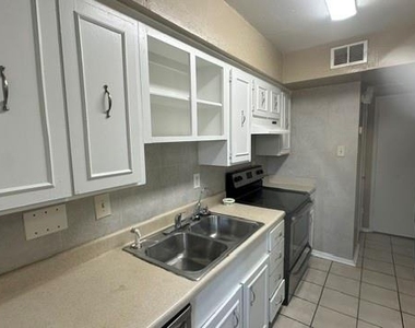 9303 Hammerly Boulevard - Photo Thumbnail 26