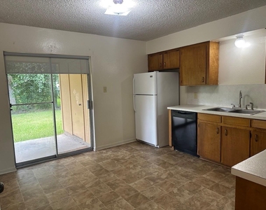 101 Willenberg Road - Photo Thumbnail 2