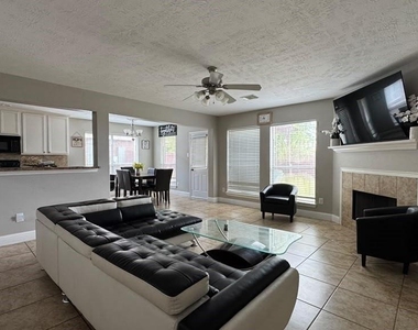 16910 Great Oaks Glen Drive - Photo Thumbnail 30