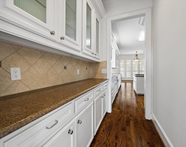 3618 Bellefontaine Street - Photo Thumbnail 8