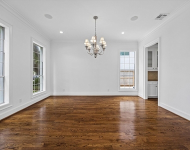 3618 Bellefontaine Street - Photo Thumbnail 5