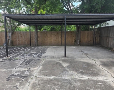 1109 Hays Street - Photo Thumbnail 18