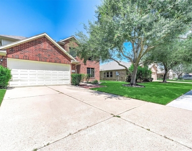 2032 Creek Shore Lane - Photo Thumbnail 23