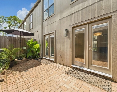 701 Bering Drive - Photo Thumbnail 17
