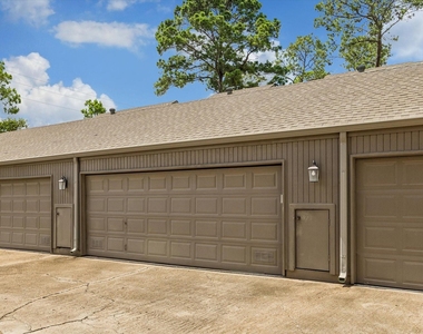 701 Bering Drive - Photo Thumbnail 10