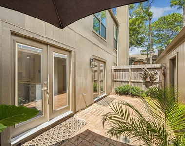 701 Bering Drive - Photo Thumbnail 18