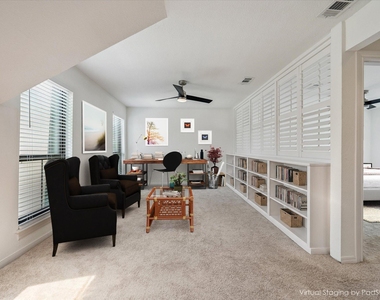 701 Bering Drive - Photo Thumbnail 5
