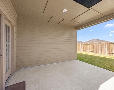 365 Stone Gage Drive - Photo Thumbnail 15
