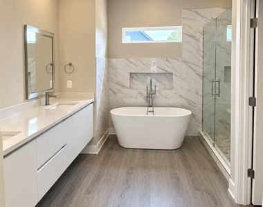 6702 Metro Boulevard - Photo Thumbnail 9