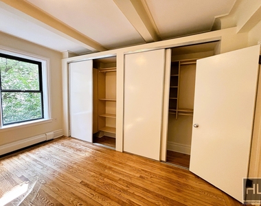 West 79 Street - Photo Thumbnail 2