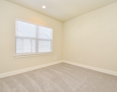 2305 Silva Park Lane - Photo Thumbnail 23
