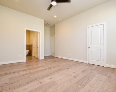 2305 Silva Park Lane - Photo Thumbnail 16
