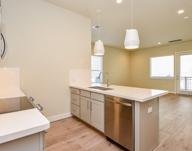 2305 Silva Park Lane - Photo Thumbnail 7