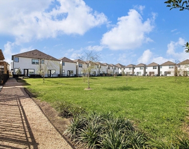 2305 Silva Park Lane - Photo Thumbnail 34