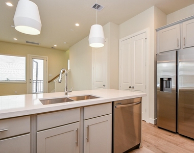 2305 Silva Park Lane - Photo Thumbnail 6