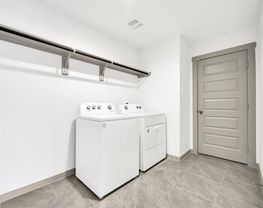 3331 Balboa Grove Lane - Photo Thumbnail 21