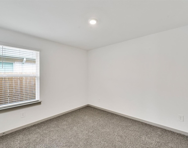 3331 Balboa Grove Lane - Photo Thumbnail 8
