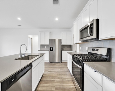 3331 Balboa Grove Lane - Photo Thumbnail 13