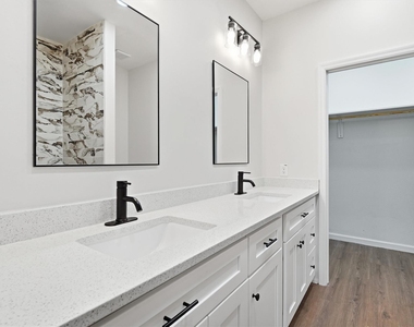 6109 Woodrow Street - Photo Thumbnail 16