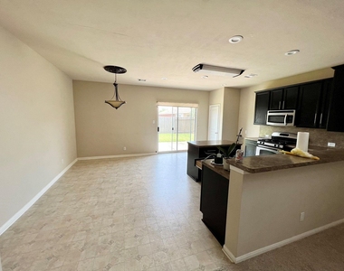 10831 Woodwind Shadows Drive - Photo Thumbnail 9