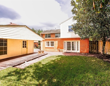 3827 Drake Street - Photo Thumbnail 26