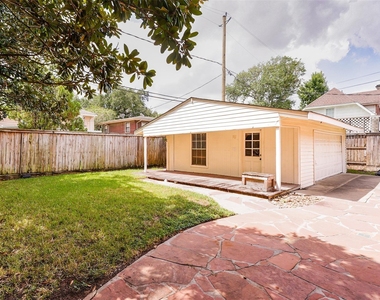3827 Drake Street - Photo Thumbnail 28