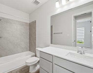 16719 Williams Gully Trail - Photo Thumbnail 8