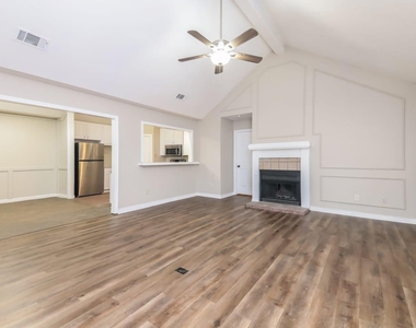 506 Bryan Court - Photo Thumbnail 3