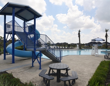 1052 Open Sky Drive - Photo Thumbnail 18