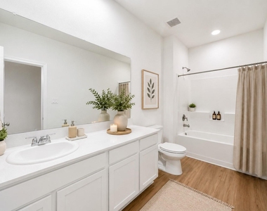1409 Twilight Green Drive - Photo Thumbnail 1