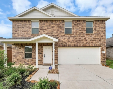 1409 Twilight Green Drive - Photo Thumbnail 2
