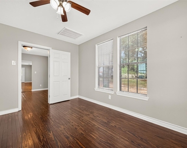 10310 Fm 361 Road - Photo Thumbnail 15