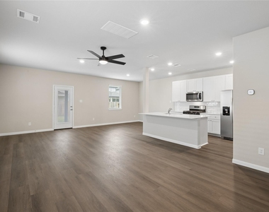 2340 Pipefish Drive - Photo Thumbnail 3