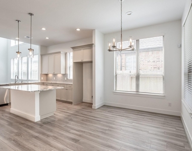 10719 Blossom River Drive - Photo Thumbnail 11
