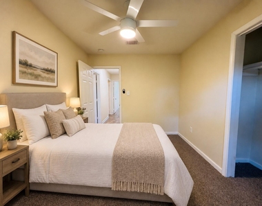 17014 Forest Bend Avenue - Photo Thumbnail 10