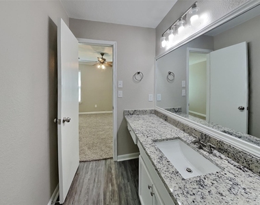 3015 Tall Tree Ridge Way - Photo Thumbnail 8