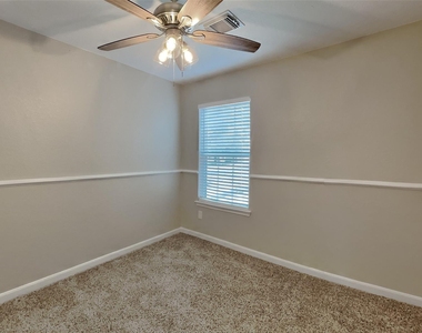 3015 Tall Tree Ridge Way - Photo Thumbnail 10