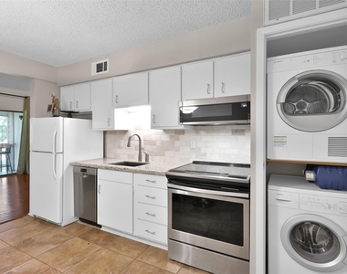 12900 Walden Road - Photo Thumbnail 7