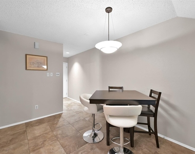 12900 Walden Road - Photo Thumbnail 6