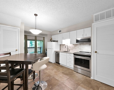 12900 Walden Road - Photo Thumbnail 5
