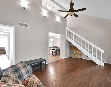 12900 Walden Road - Photo Thumbnail 10