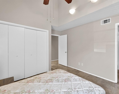12900 Walden Road - Photo Thumbnail 13