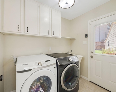 2811 Quincannon Lane - Photo Thumbnail 14