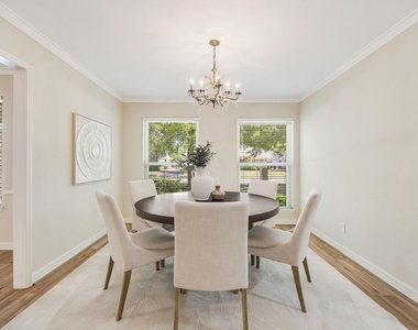 2811 Quincannon Lane - Photo Thumbnail 7