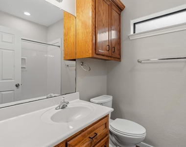 304 Reppert Street - Photo Thumbnail 16